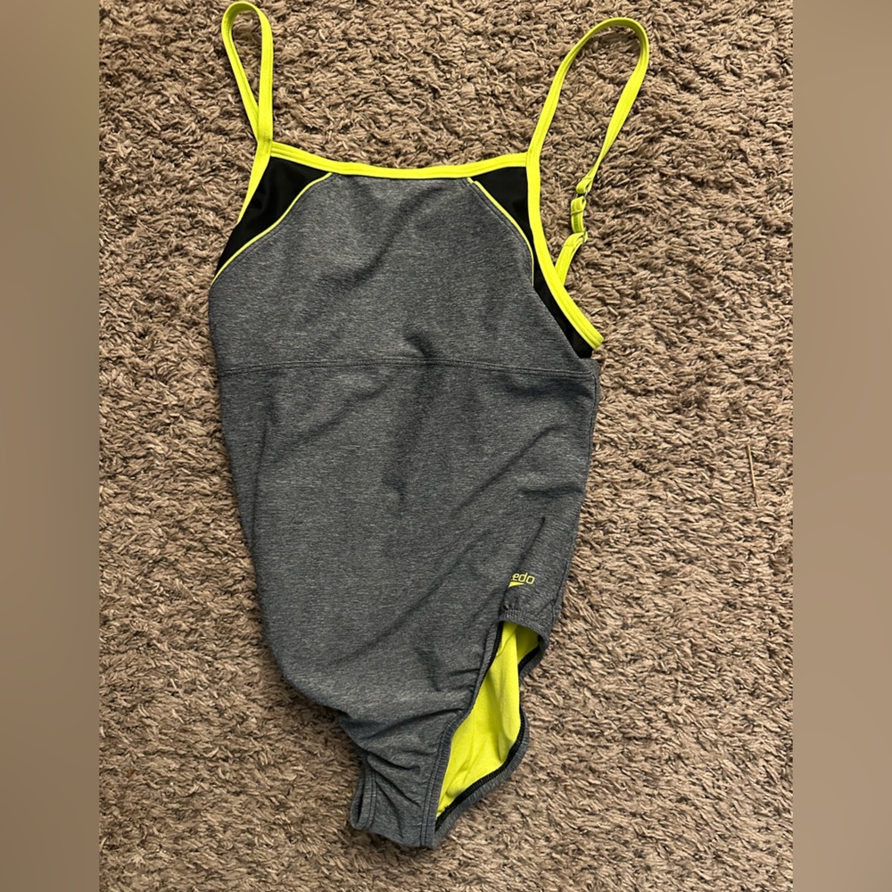 Womens Speedo One Piece Swimsuit(C11)